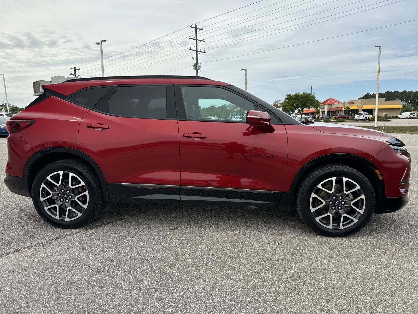 Used 2024 Chevrolet Blazer RS w/ Driver Confidence II Package AWD/4WD image 2