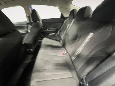 Certified 2023 Hyundai Elantra SEL w/ Convenience Package image 13