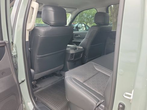 Used 2024 Toyota Tundra Limited AWD/4WD image 9
