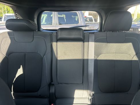 New 2026 Jeep Grand Cherokee Laredo X RWD image 18