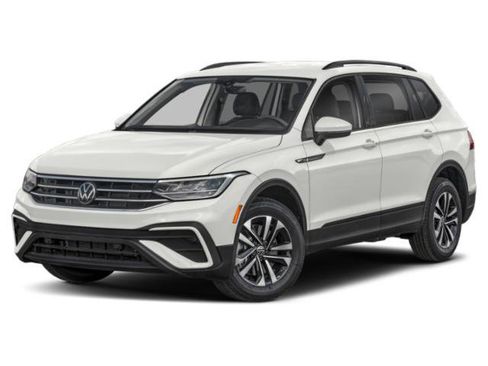 Used 2022 Volkswagen Tiguan S image 1