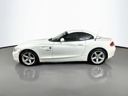 Used 2012 BMW Z4 sDrive28i RWD image 5