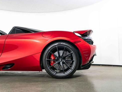 Used 2021 McLaren 720S Performance RWD image 13