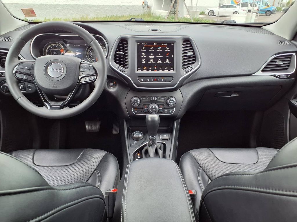 Used 2023 Jeep Cherokee Altitude Lux w/ Lux Elite Package AWD/4WD image 18