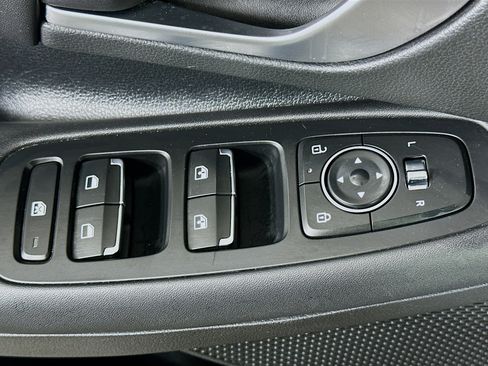Used 2025 Hyundai Sonata SEL FWD image 15