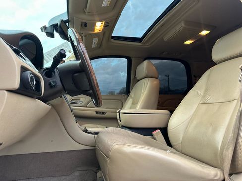 Used 2009 Cadillac Escalade 2WD Hybrid image 9