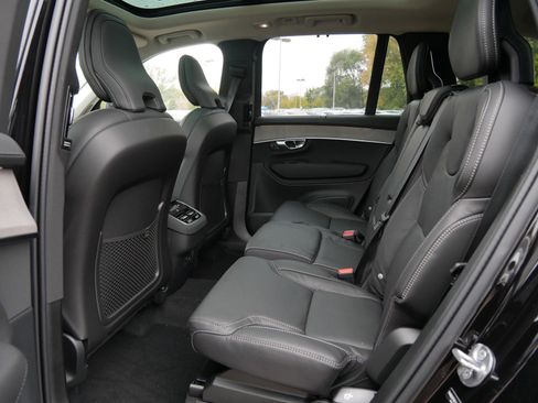 New 2026 Volvo XC90 B6 Ultra image 6