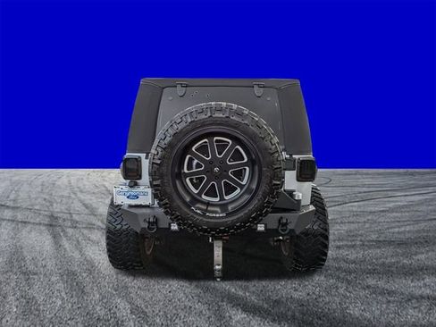 Used 2015 Jeep Wrangler Unlimited Sport image 5