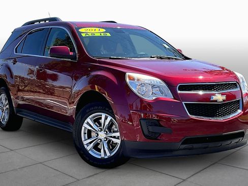 Used 2011 Chevrolet Equinox LT w/ Driver Convenience Package FWD image 2