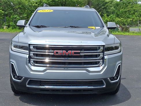 Used 2023 GMC Acadia SLT w/ LPO, Floor Liner Package FWD image 29