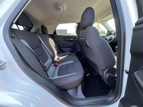 Certified 2023 Chevrolet TrailBlazer LT FWD image 18