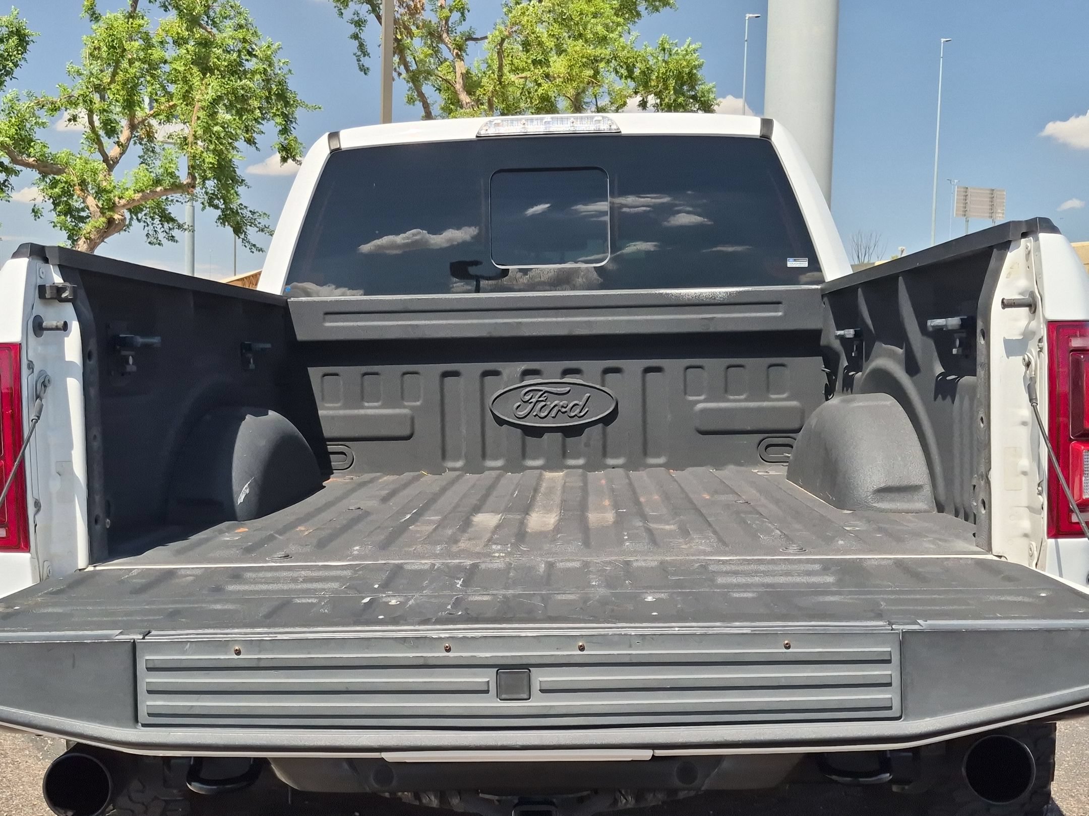 Used 2020 Ford F150 Raptor w/ Equipment Group 802A Luxury AWD/4WD image 7