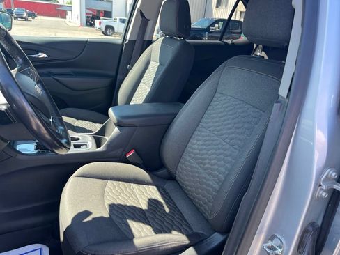 Used 2018 Chevrolet Equinox LT FWD image 20