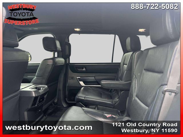 Used 2023 Toyota Sequoia Platinum AWD/4WD image 15