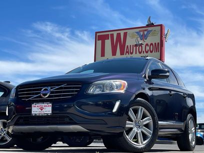 Used 2016 Volvo XC60 T6 w/ Proximity Package