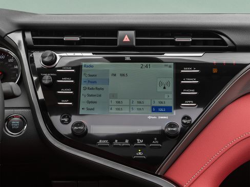 Used 2019 Toyota Camry XSE w/ Driver Assist Package FWD image 19