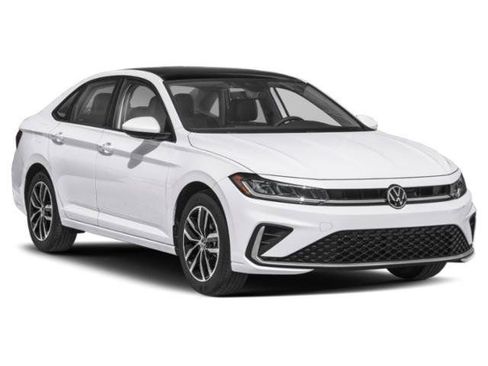 Used 2025 Volkswagen Jetta SE FWD image 9