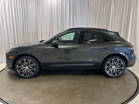 Used 2023 Porsche Macan Turbo AWD/4WD image 2