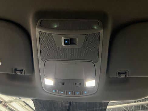 Used 2017 Ford F150 XLT w/ Equipment Group 302A Luxury AWD/4WD image 21