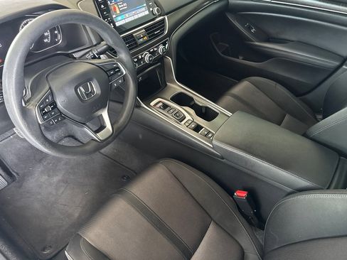 Used 2020 Honda Accord EX image 10