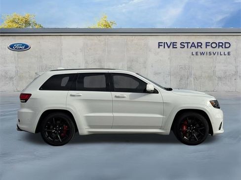 Used 2019 Jeep Grand Cherokee SRT image 3