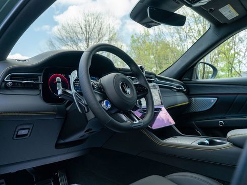 New 2026 Maserati Grecale Modena AWD/4WD image 19