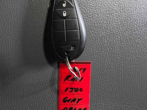 Used 2019 RAM 1500 Express w/ Express Value Package image 21