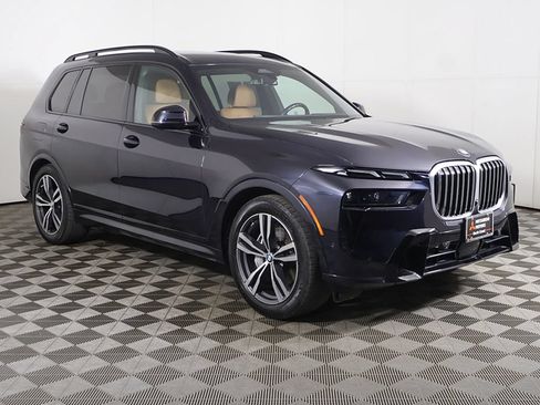 Used 2024 BMW X7 xDrive40i w/ M Sport Package AWD/4WD image 66