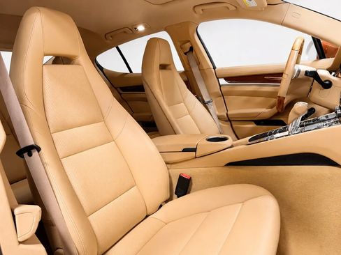 Used 2010 Porsche Panamera S RWD image 26