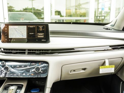 New 2027 INFINITI QX60 Luxe FWD image 17