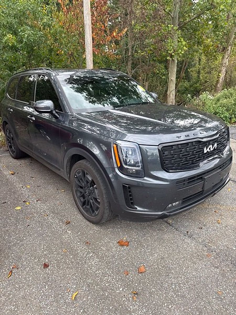 Used 2022 Kia Telluride SX w/ SX Prestige Package AWD/4WD image 1