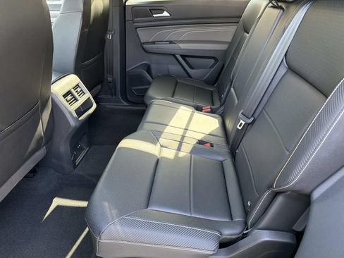 Certified 2023 Volkswagen Atlas Cross Sport SE w/ Black Wheel Package AWD/4WD image 11