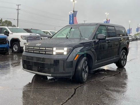 New 2026 Hyundai Santa Fe SE image 3