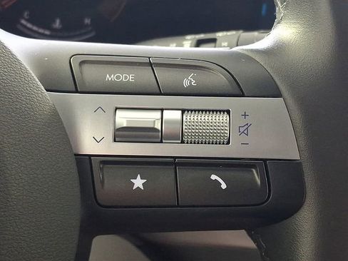 Certified 2025 Hyundai Kona SEL FWD image 27