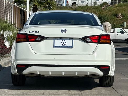 Used 2021 Nissan Altima 2.5 S image 5