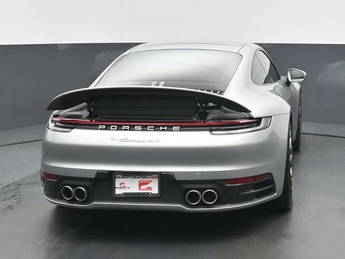 Used 2022 Porsche 911 Carrera 4S AWD/4WD image 4