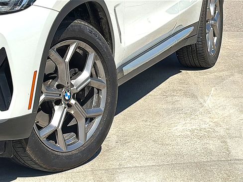 Used 2022 BMW X3 sDrive30i w/ Premium Package image 3