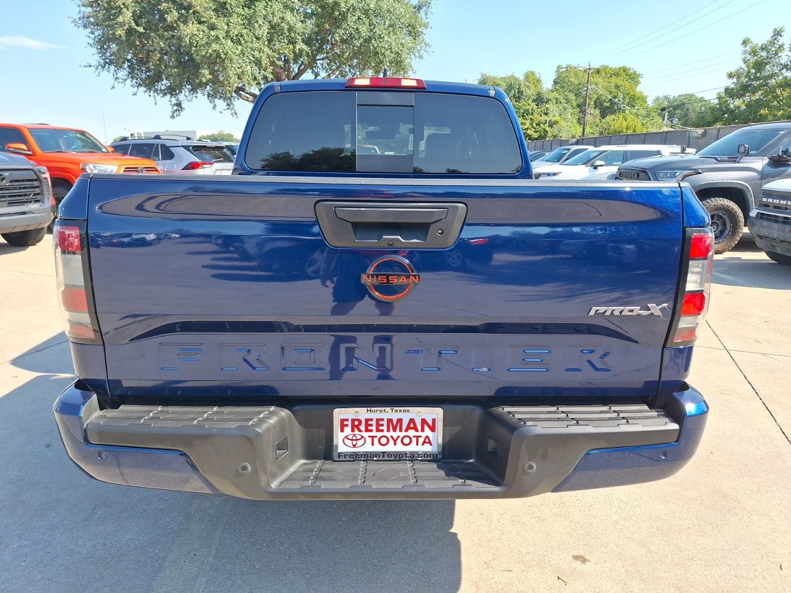 Used 2023 Nissan Frontier Pro-X w/ Pro-X Premium Package RWD image 5