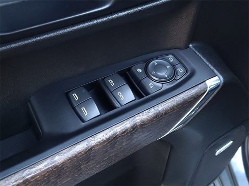 Used 2022 GMC Sierra 1500 Denali w/ Denali Premium Package image 14