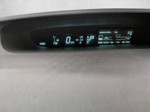 Used 2010 Toyota Prius Four image 10