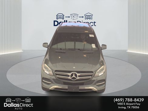 Used 2017 Mercedes-Benz GLE 350 w/ Premium 1 Package image 3