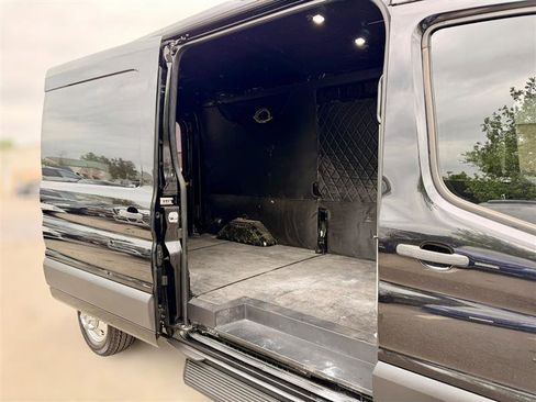 Used 2020 Ford Transit 250 Medium Roof RWD image 16