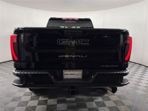 New 2026 GMC Sierra 2500 Denali Ultimate AWD/4WD image 5