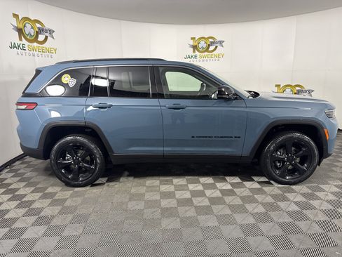 New 2026 Jeep Grand Cherokee Limited image 11