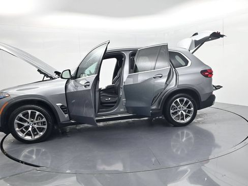 Used 2026 BMW X5 xDrive40i AWD/4WD image 66
