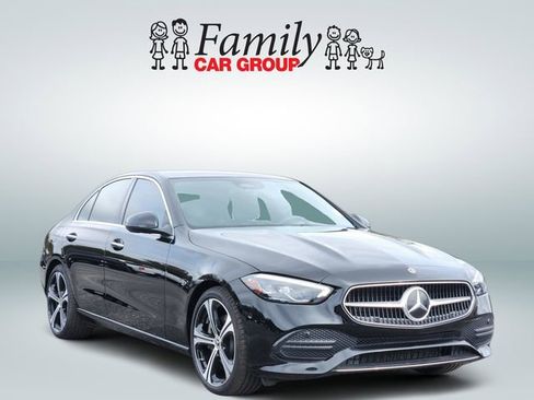 Used 2025 Mercedes-Benz C 300 Sedan image 2