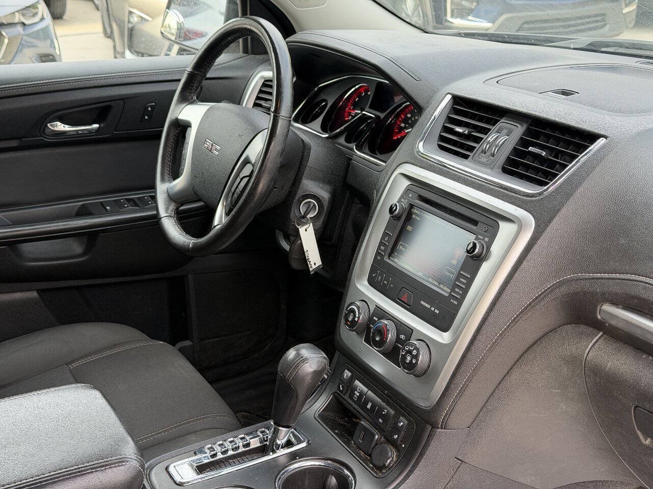 Used 2016 GMC Acadia SLE FWD image 8
