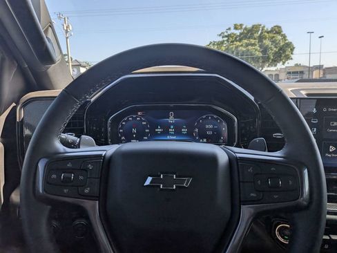 Used 2025 Chevrolet Silverado 1500 ZR2 w/ Technology Package AWD/4WD image 19