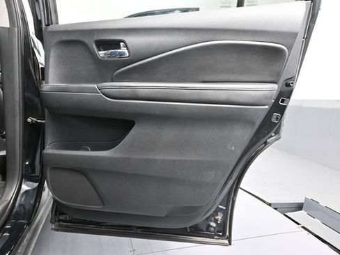 Used 2016 Honda Pilot EX-L image 40