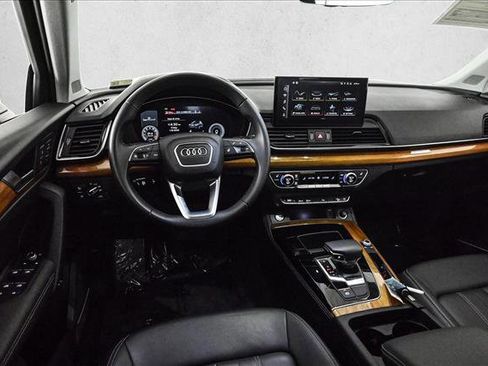 Certified 2023 Audi Q5 2.0T Premium Plus w/ Premium Plus Package image 19